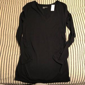 Gap Pure Body Maternity Shirt